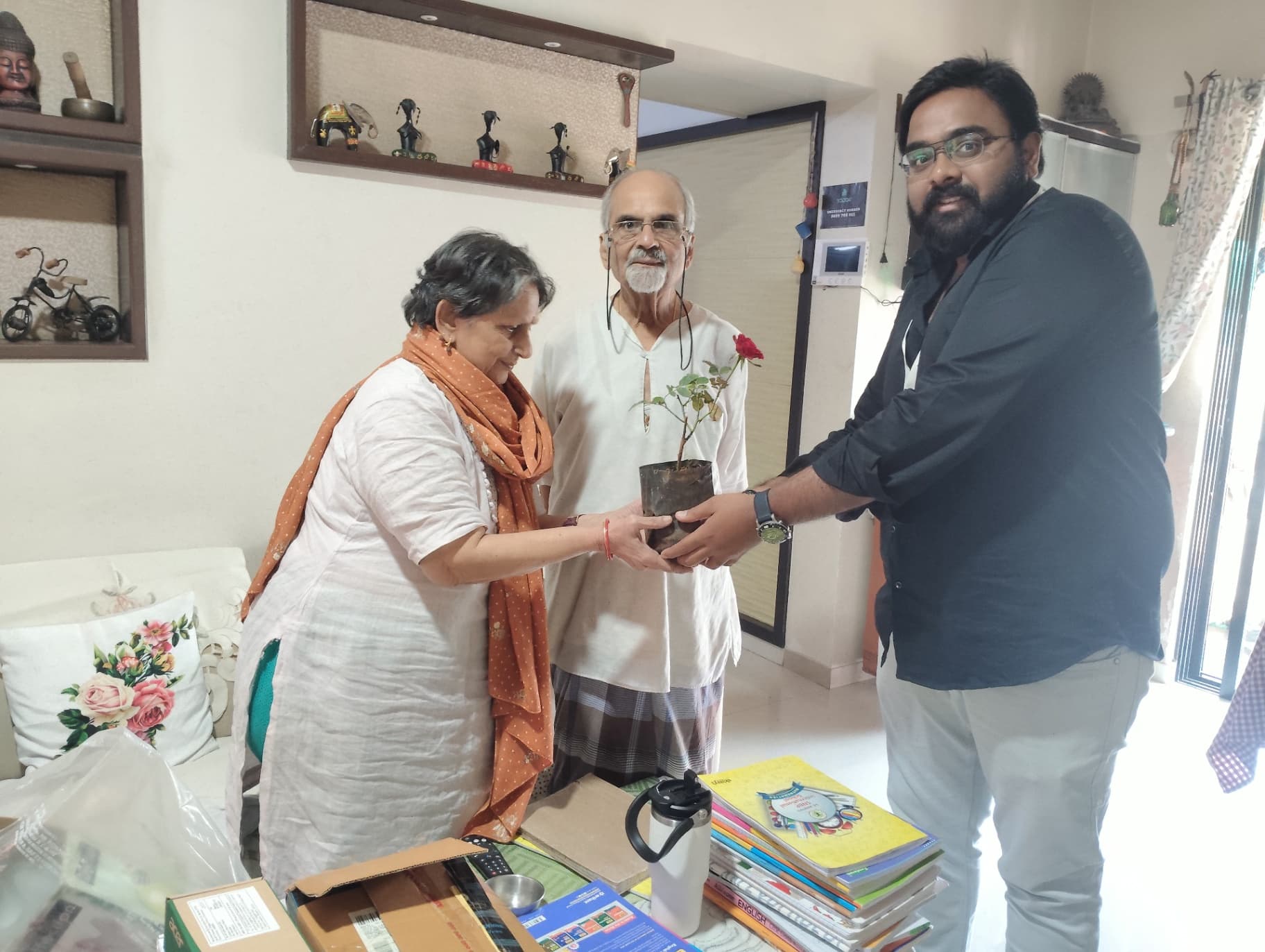 Ivy Botanica – E-Waste Collection Drive - Gallery Image 4