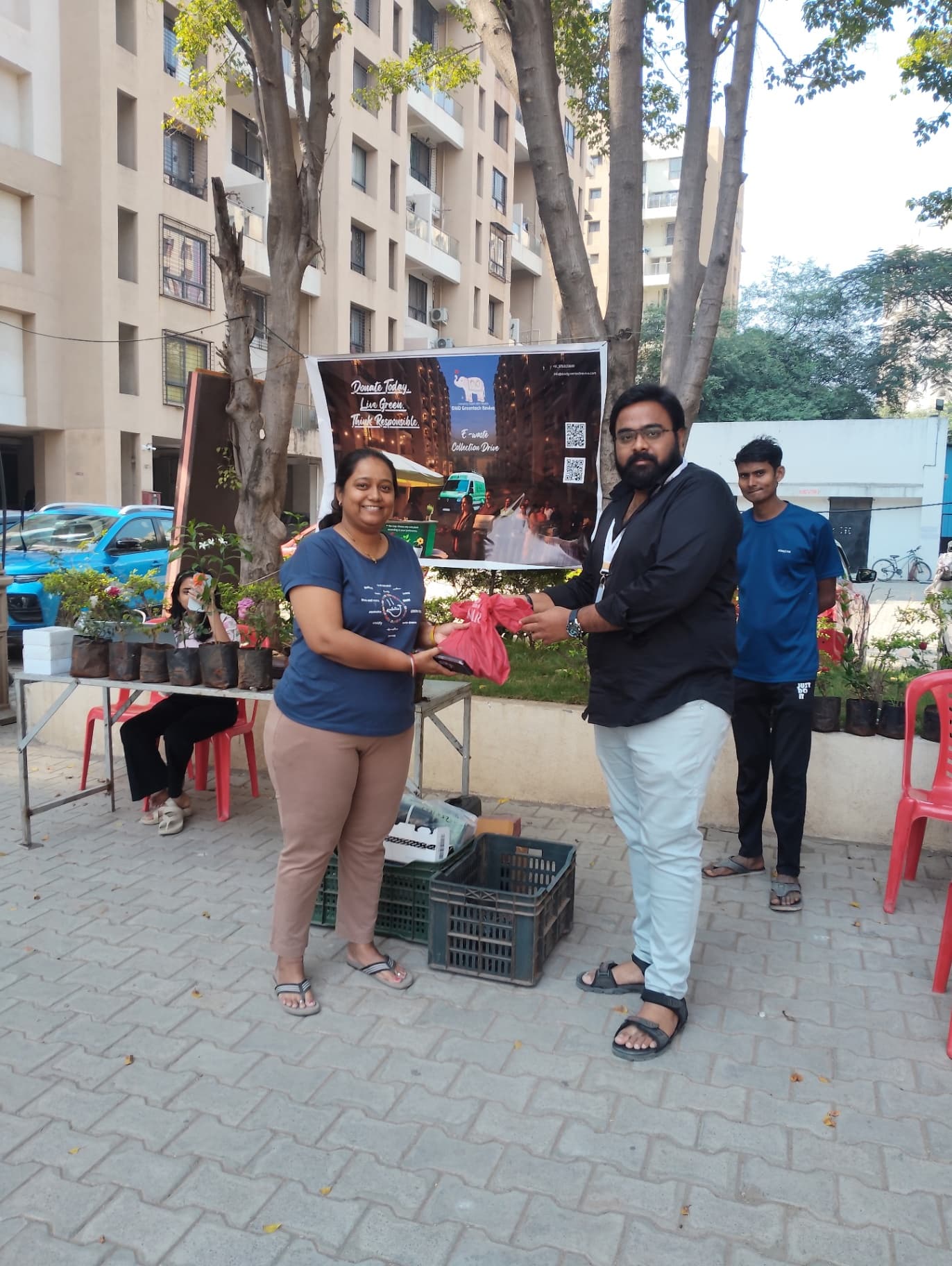 Ivy Botanica – E-Waste Collection Drive - Gallery Image 7